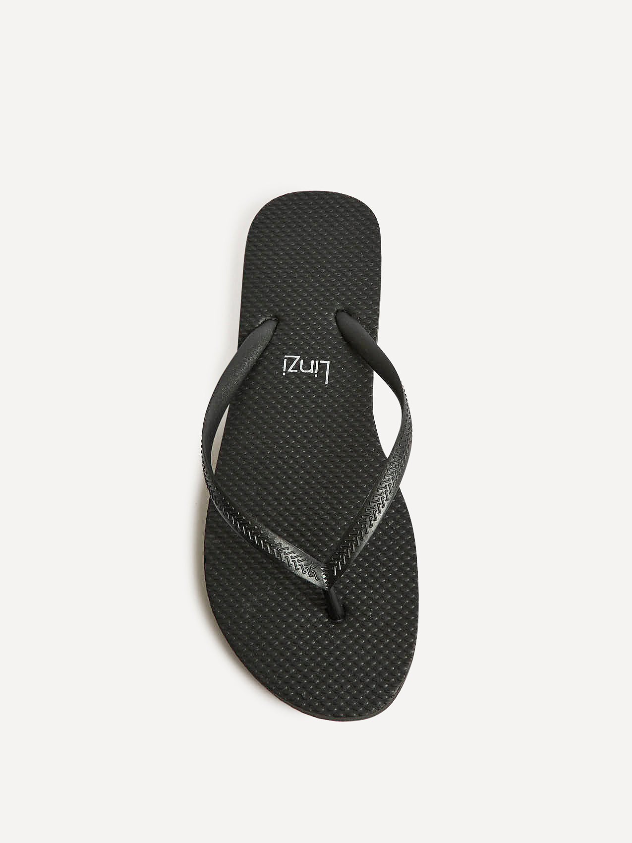Aluna Black Flip Flops - Image 4