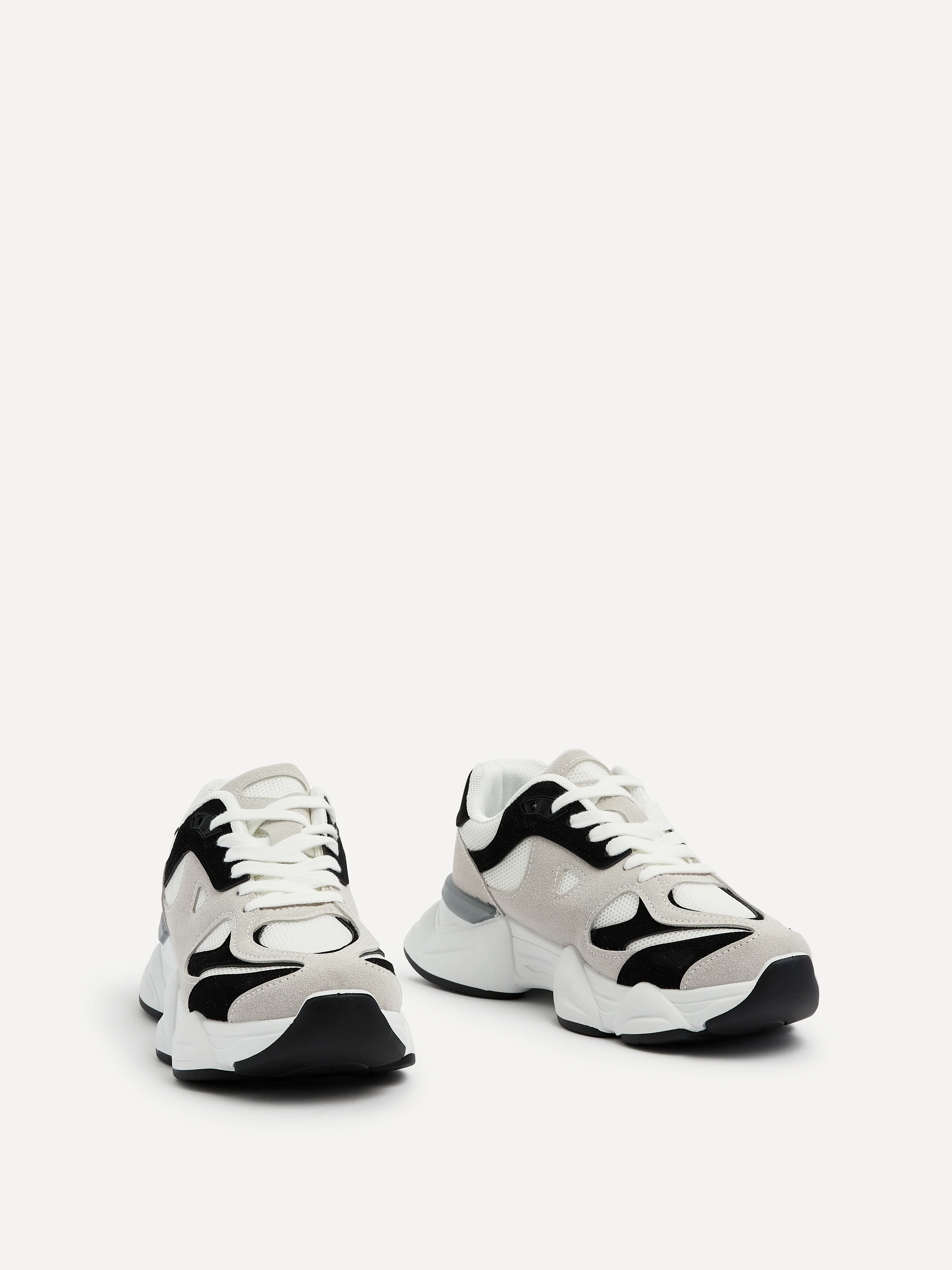 Hackney Black & Grey Trainers - Image 2