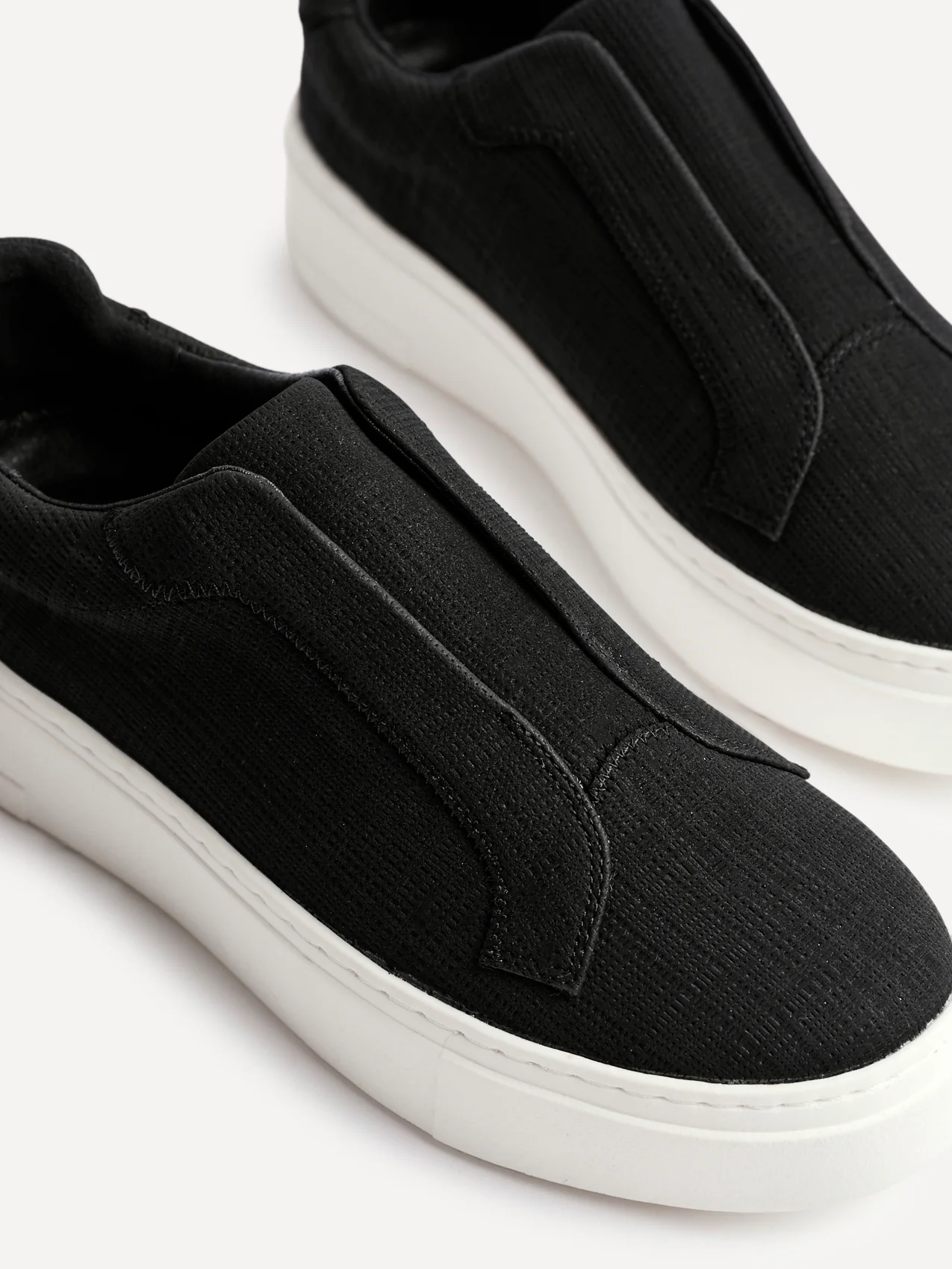 Henley Black Textured Platform Trainers - Image 5