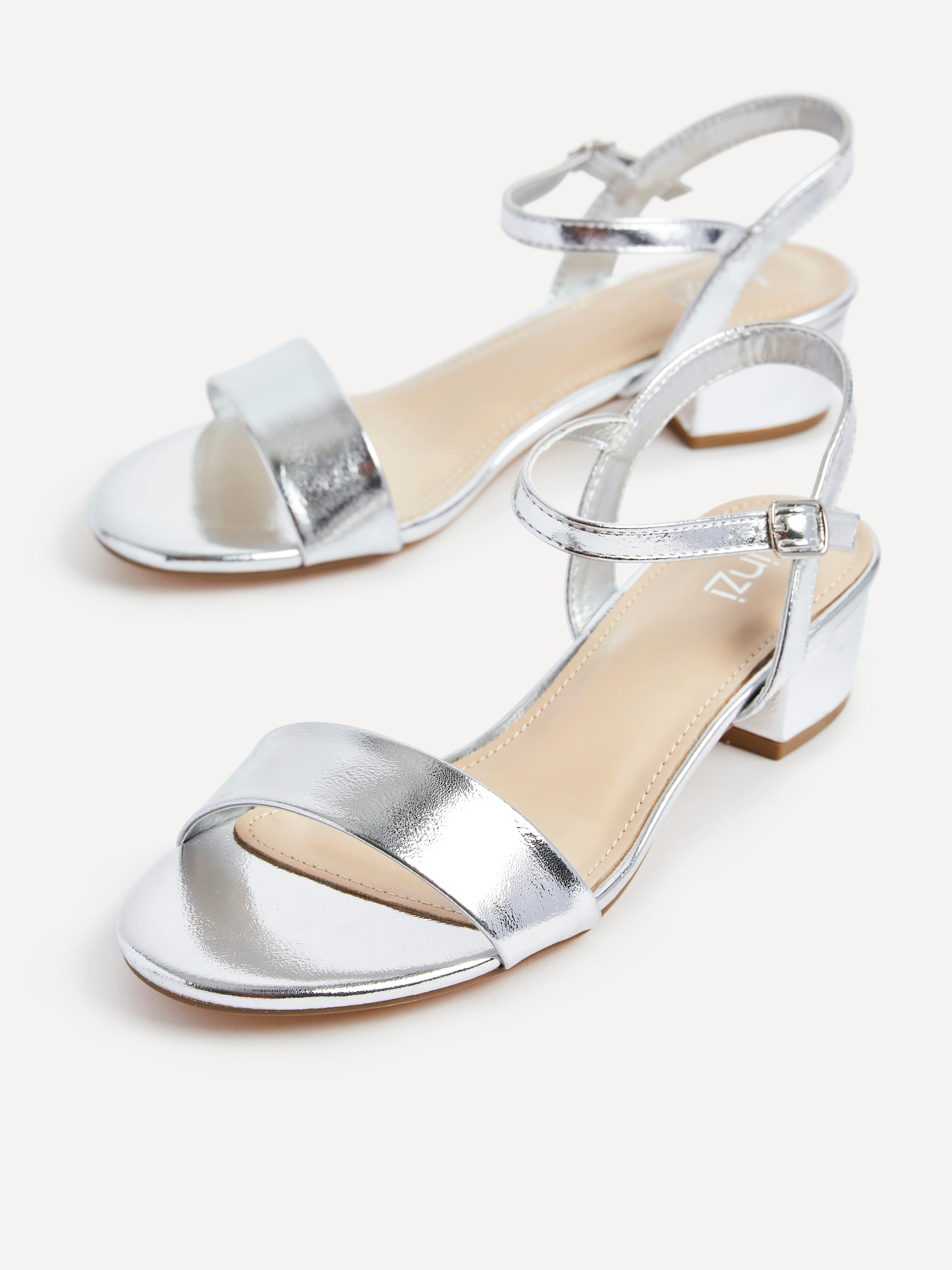 Kezzi Silver Faux Leather Low Heeled Sandals - Image 4