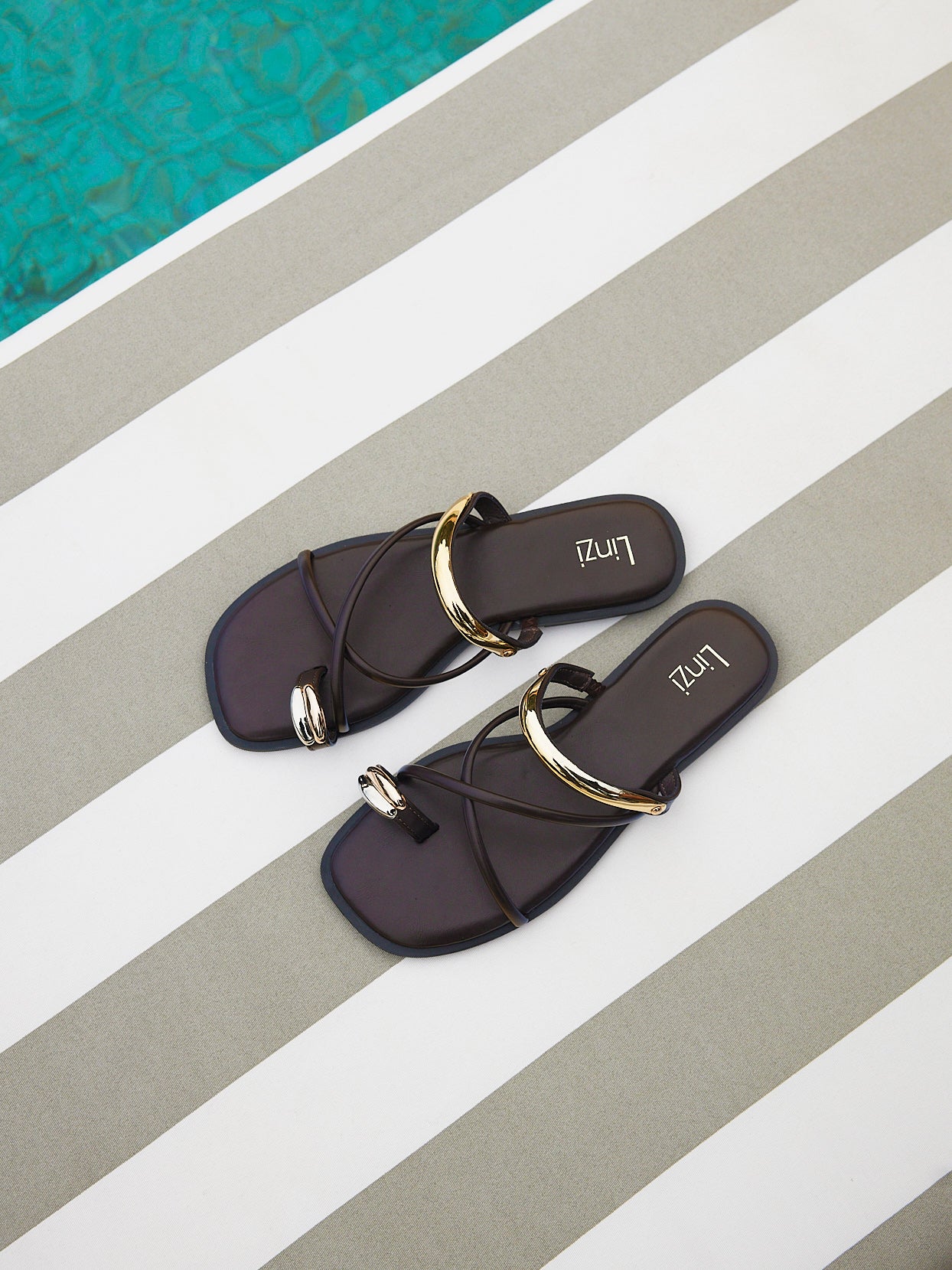 Lillie Brown Toe Ring Flat Sandals - Image 7