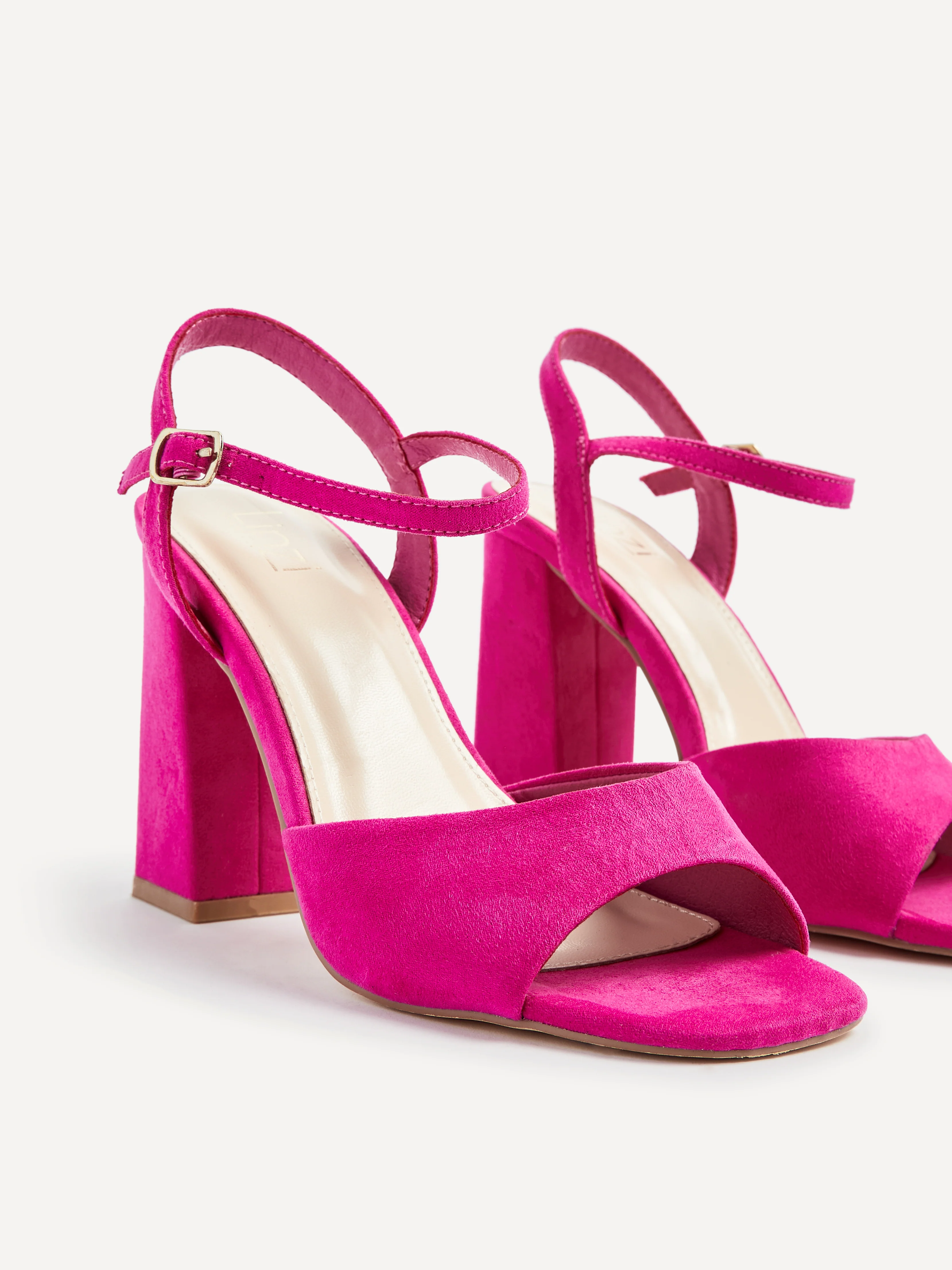 Monroe Wide Fit Fuchsia Block Heels - Image 3