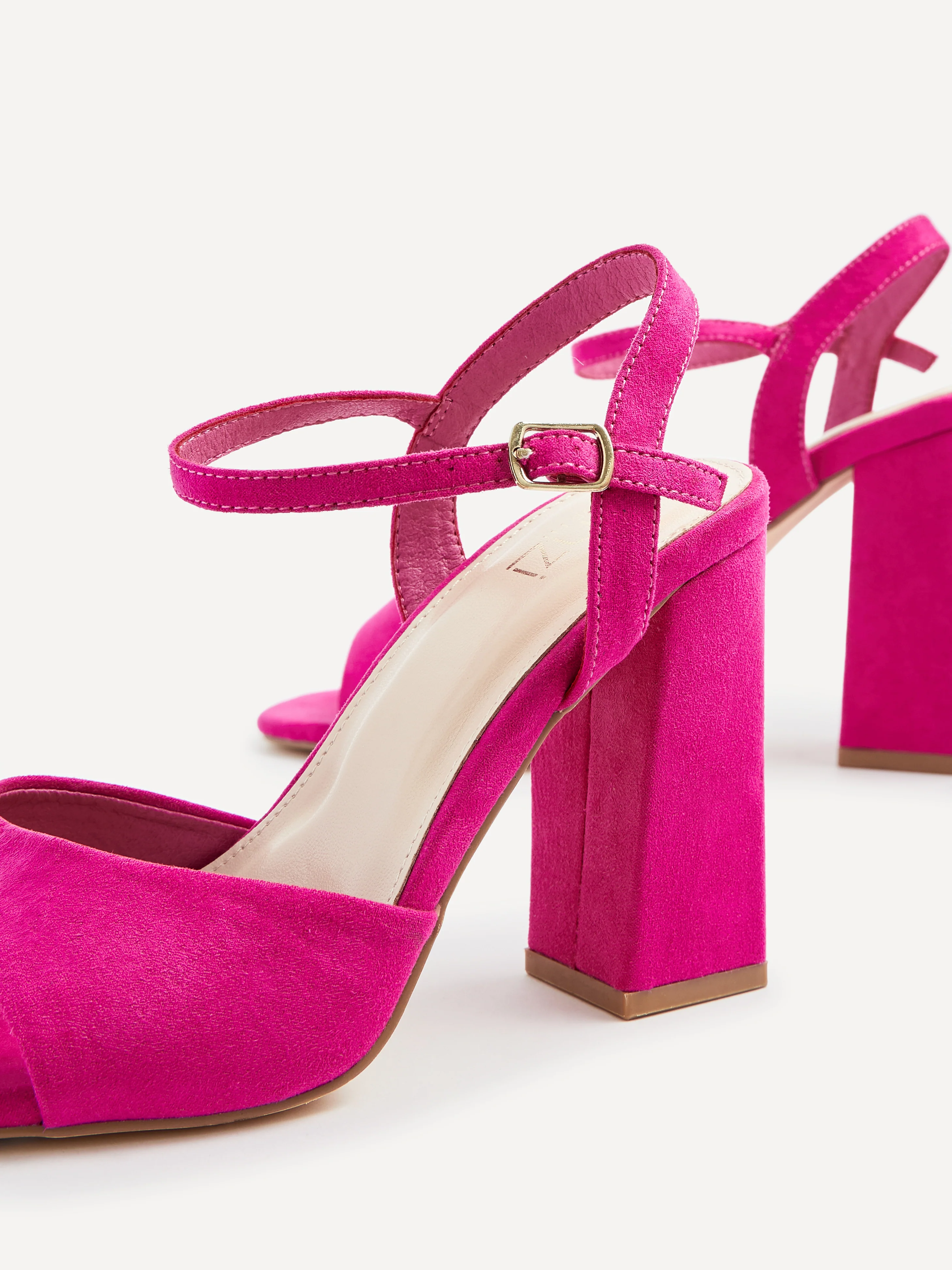 Monroe Wide Fit Fuchsia Block Heels - Image 4