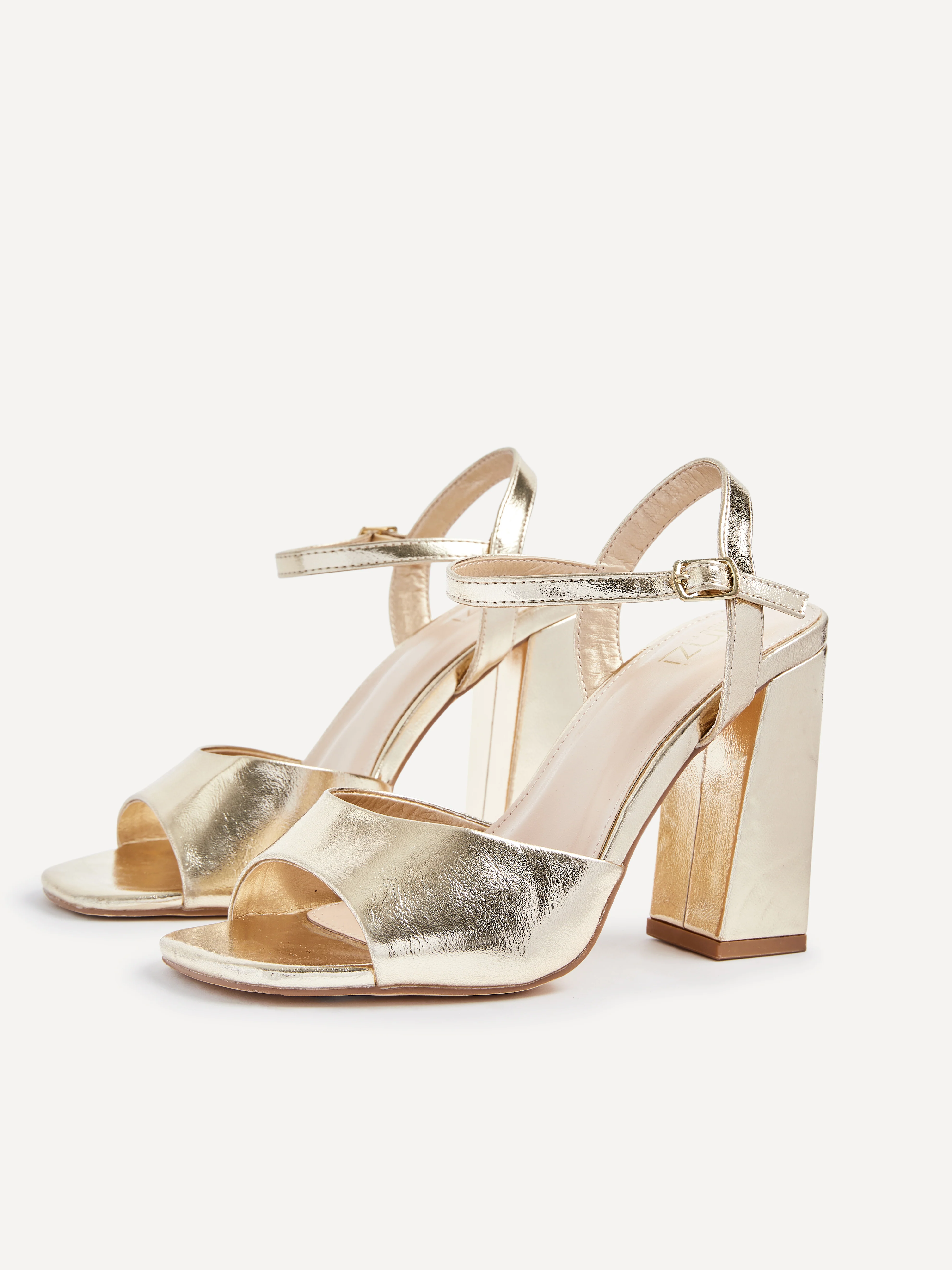 Monroe Wide Fit Gold Block Heels - Image 4