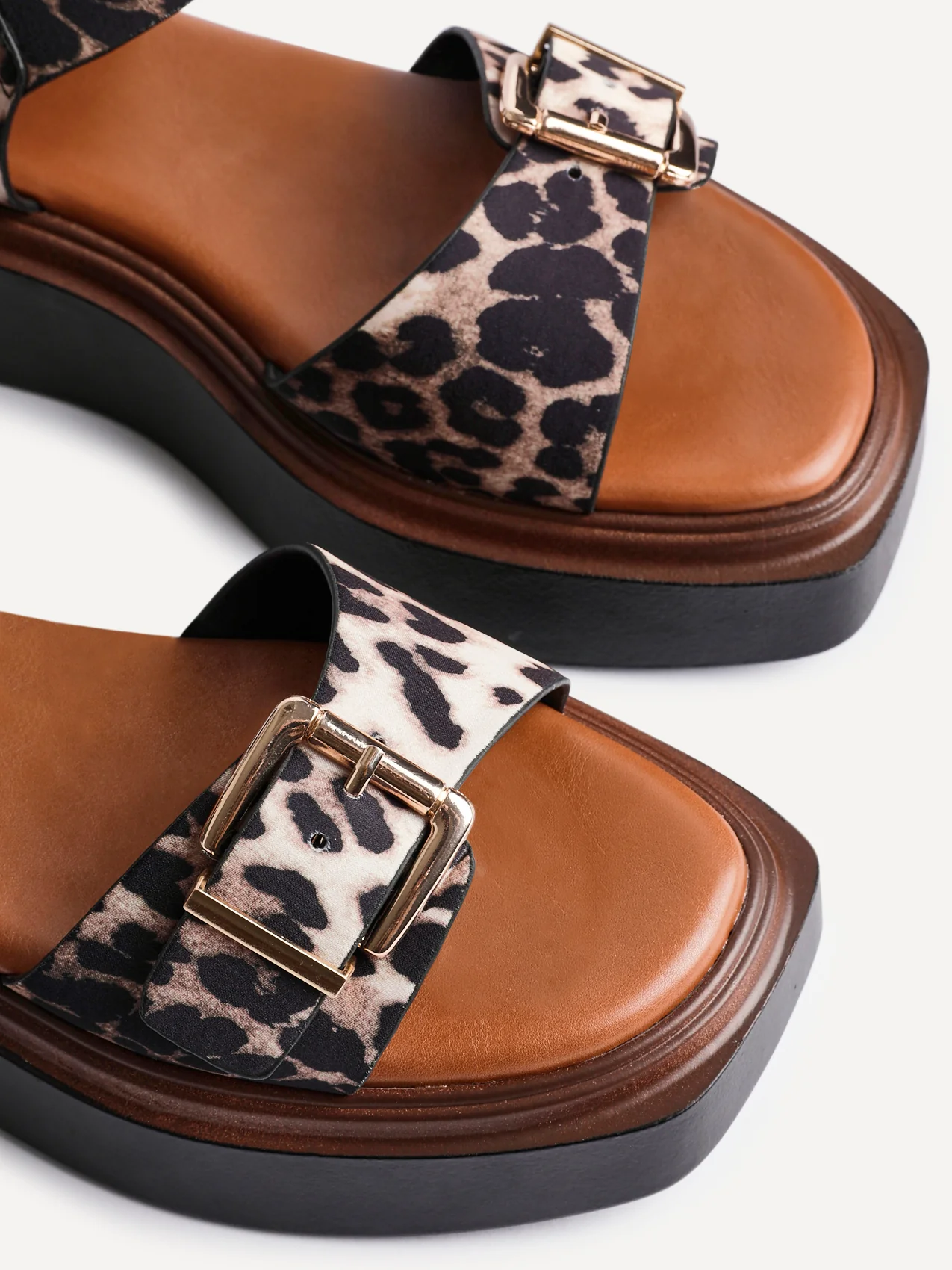 Preserve Leopard Flatform Sandals - Image 5