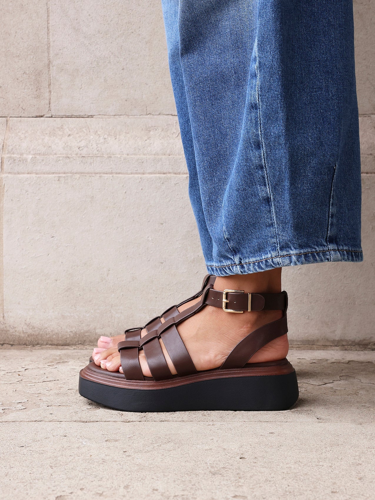 Vault Brown Gladiator Flatform Sandals - Image 6