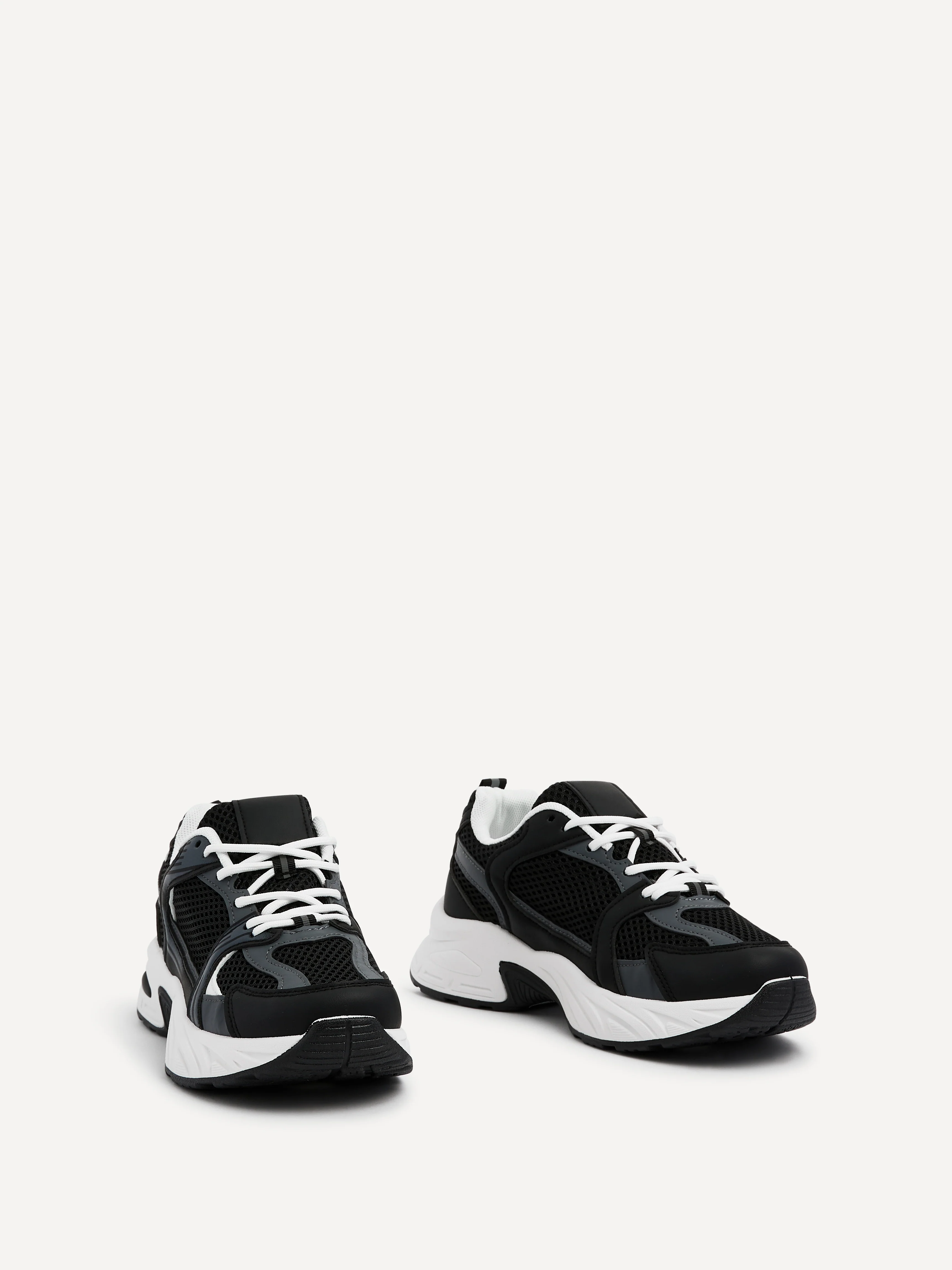 Venture Black Mesh Trainers - Image 3