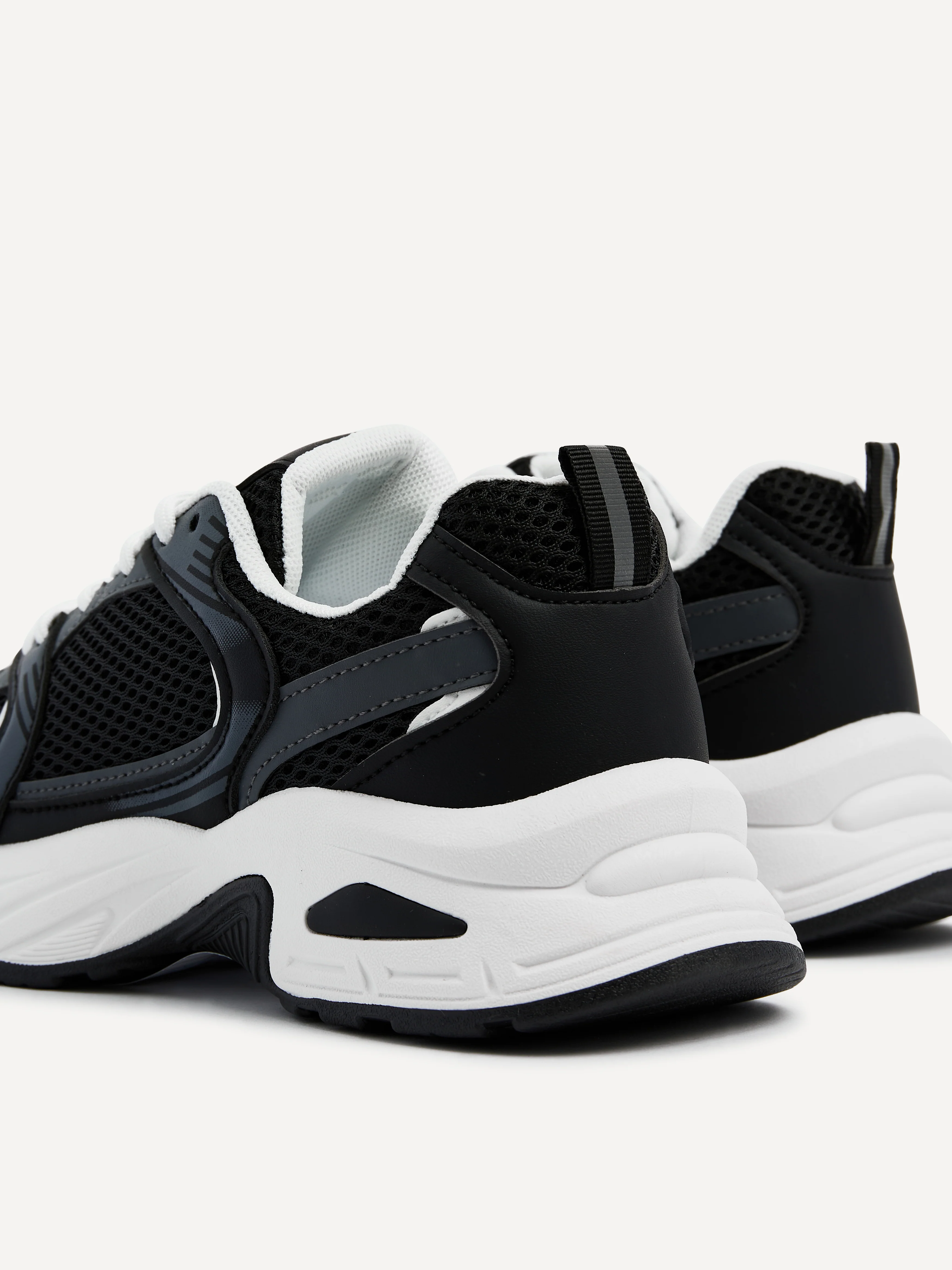 Venture Black Mesh Trainers - Image 4