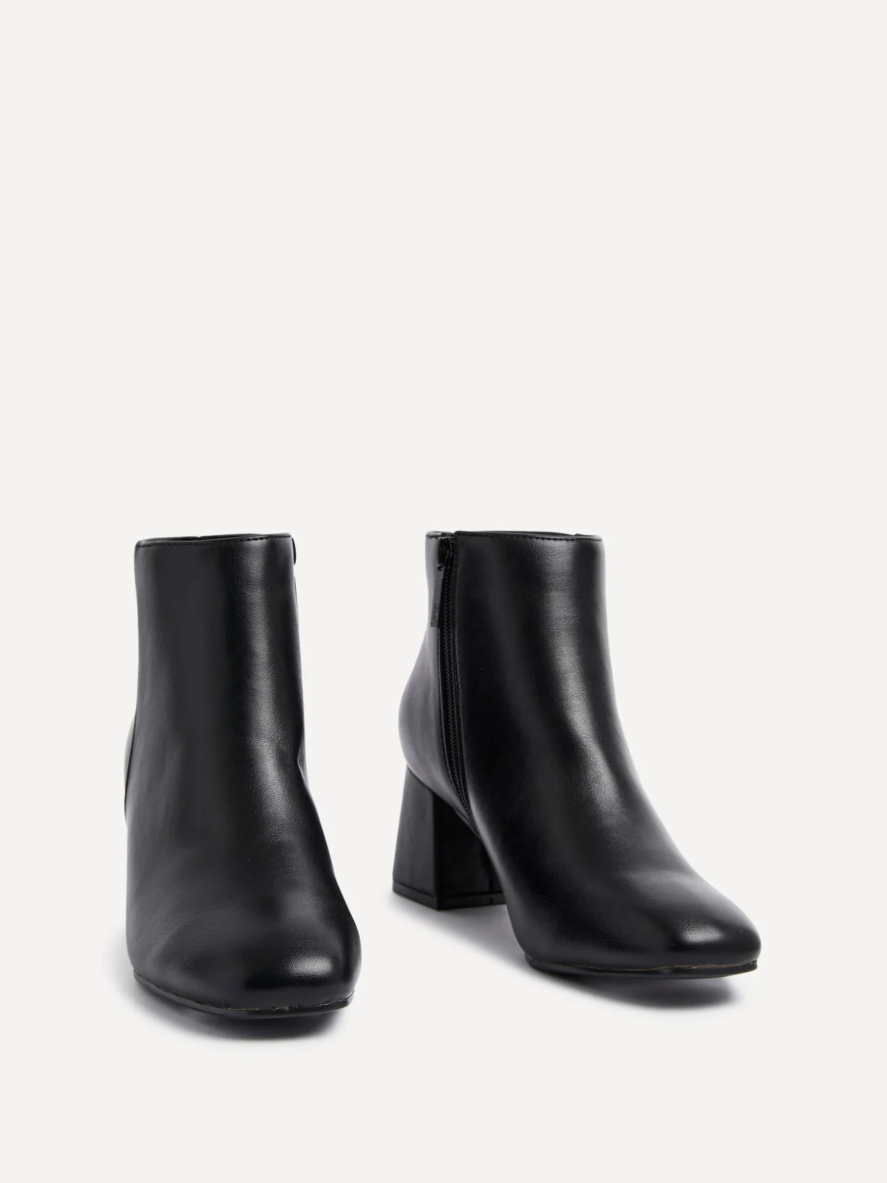 Verse Black Faux Leather Ankle Boots - Image 3