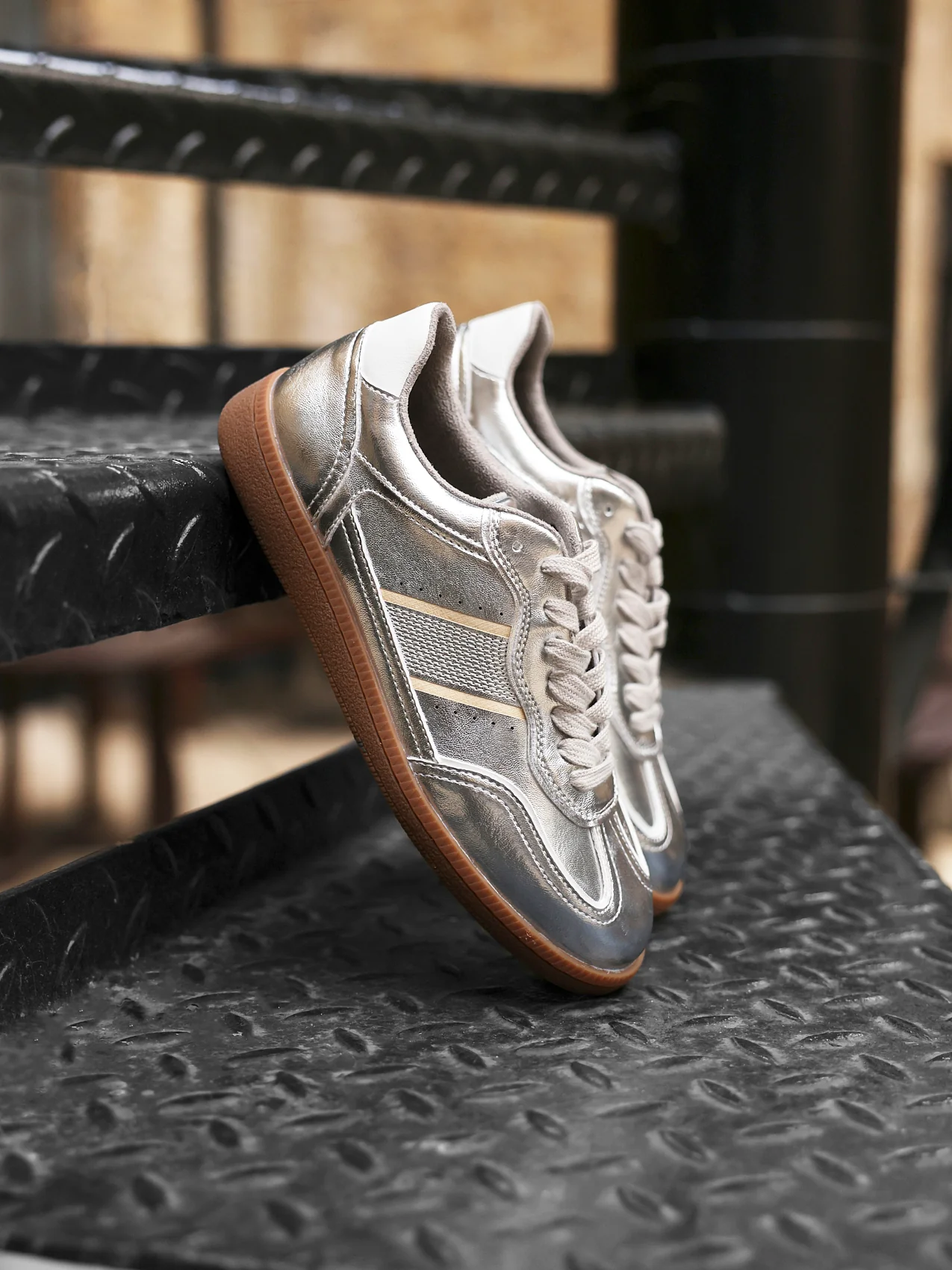 Vortex Silver Trainers - Image 7